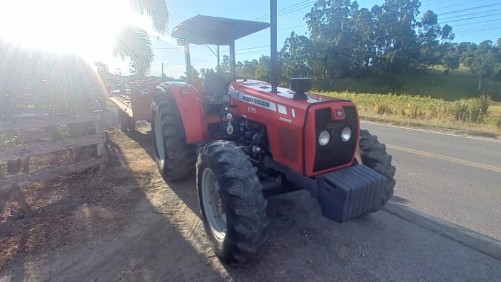 Motociclista morre após bater na traseira de trator na SC-281 em Imbuia