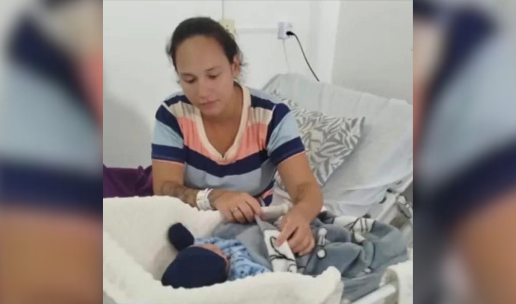 Bebê cai no chão ao nascer na recepção de hospital em SC