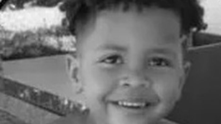 Menino de 7 anos morre após sofrer choque elétrico em SC
