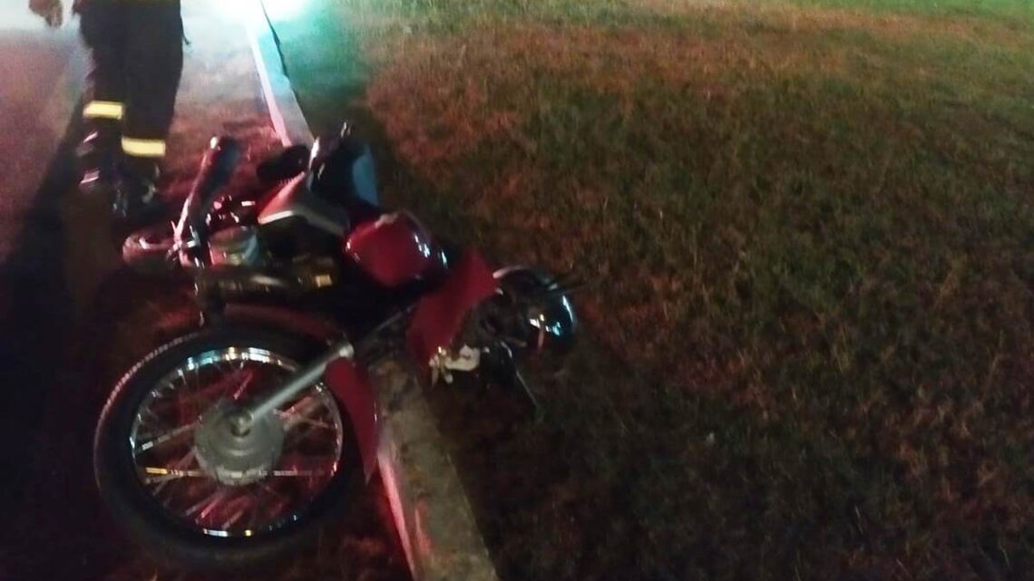 Acidente entre moto e carro deixa homem morto em Erval Velho